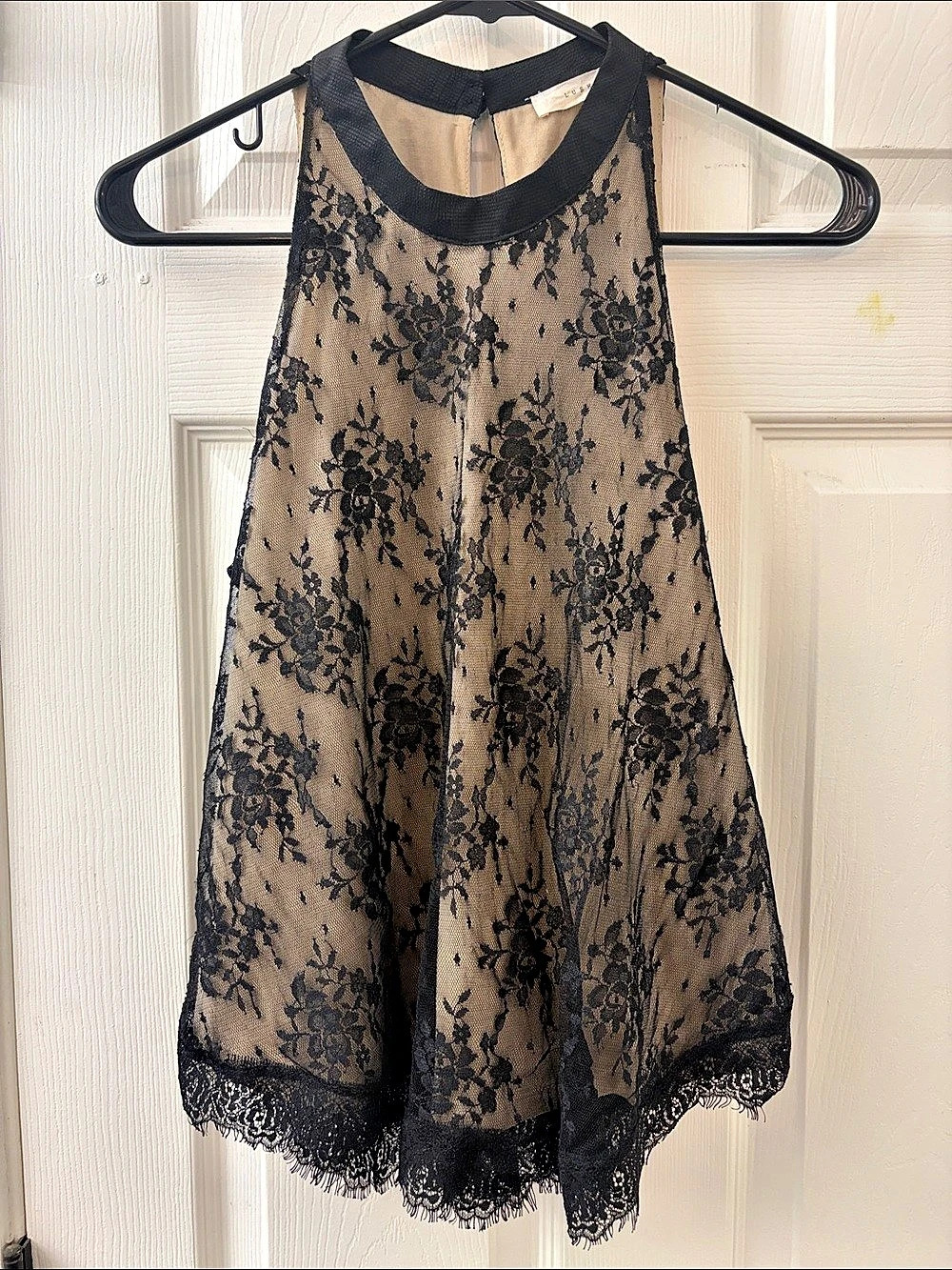 Lush Floral Lace Tank Top in Black & Brown Size Medium Like New